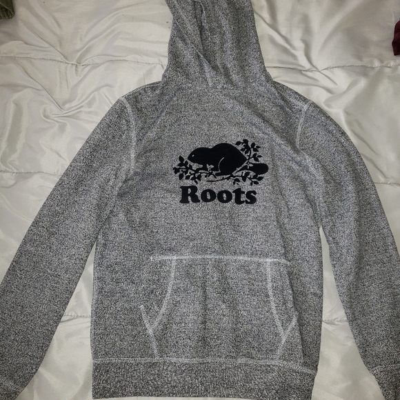 Roots Sweater - Picture 1 of 1